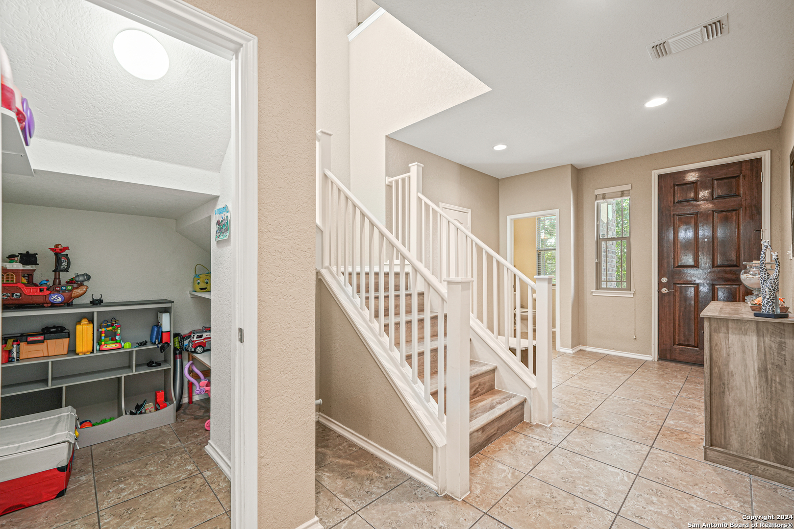 2535 Villa Borghese San Antonio, TX 78259 - Photo 8 of 39