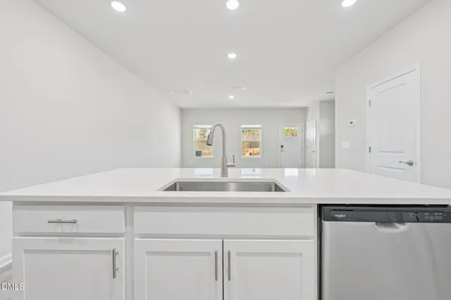 $275,000 | 3524 Rosebush Drive, Zebulon, NC 27597