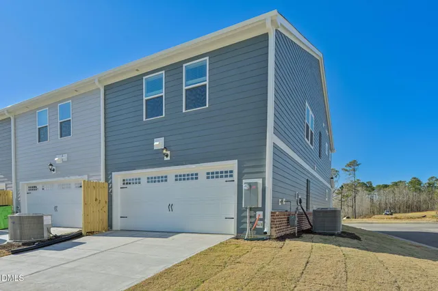 $275,000 | 3524 Rosebush Drive, Zebulon, NC 27597