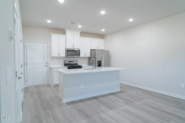 $283,000 | 3524 Rosebush Drive, Zebulon, NC 27597