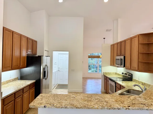 $890,000 | 10415 150th Court North, Jupiter, FL 33478