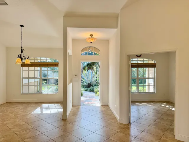 $890,000 | 10415 150th Court North, Jupiter, FL 33478