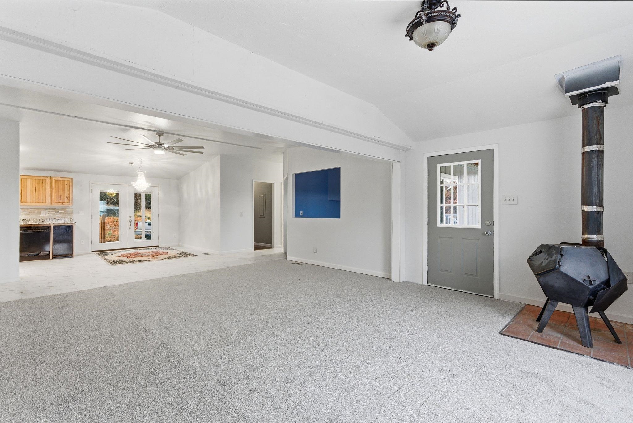 23420 East Henry Road Greenacres, WA 99016 - Photo 17 of 29 Gallery Image 17