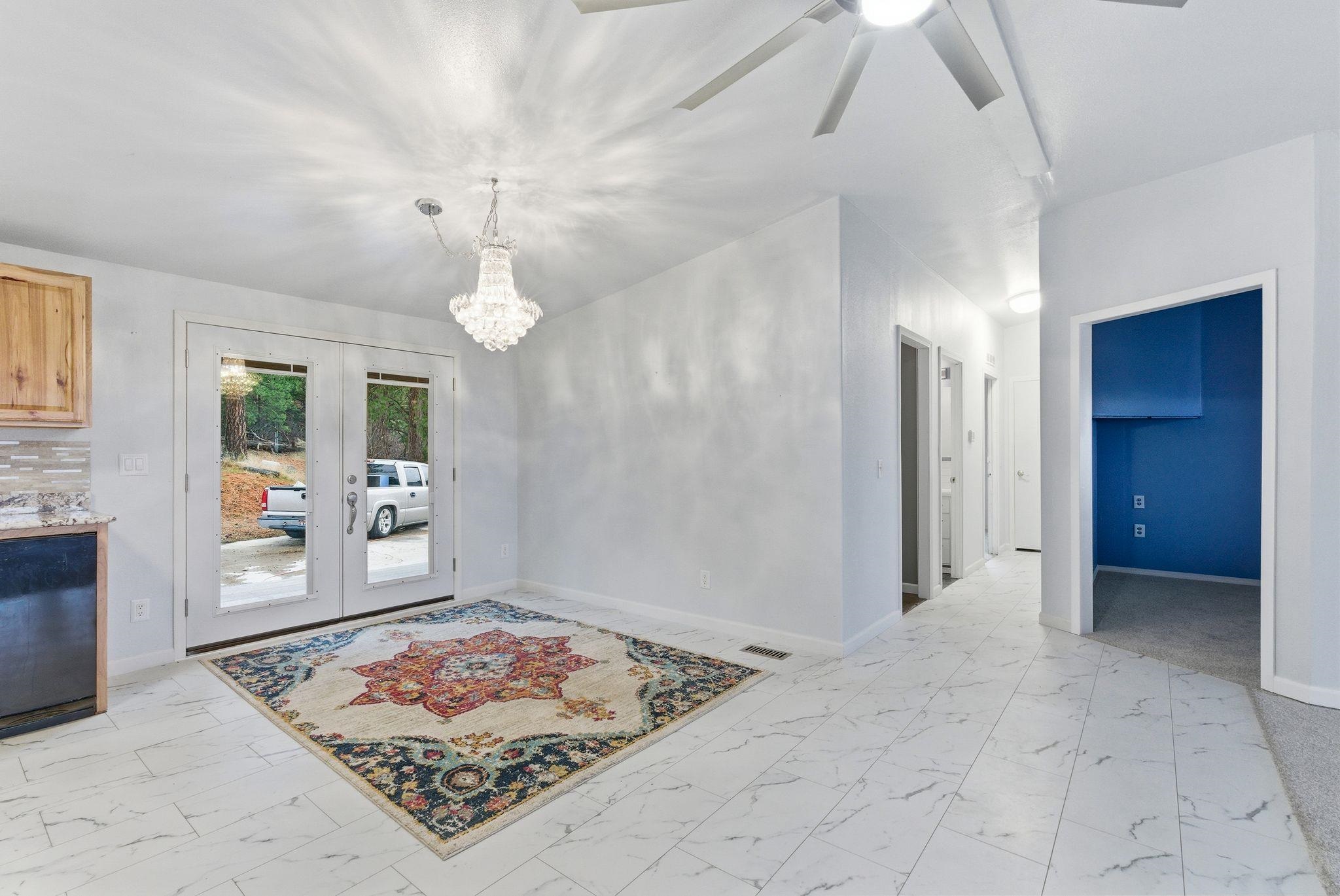 23420 East Henry Road Greenacres, WA 99016 - Photo 3 of 29 Gallery Image 3