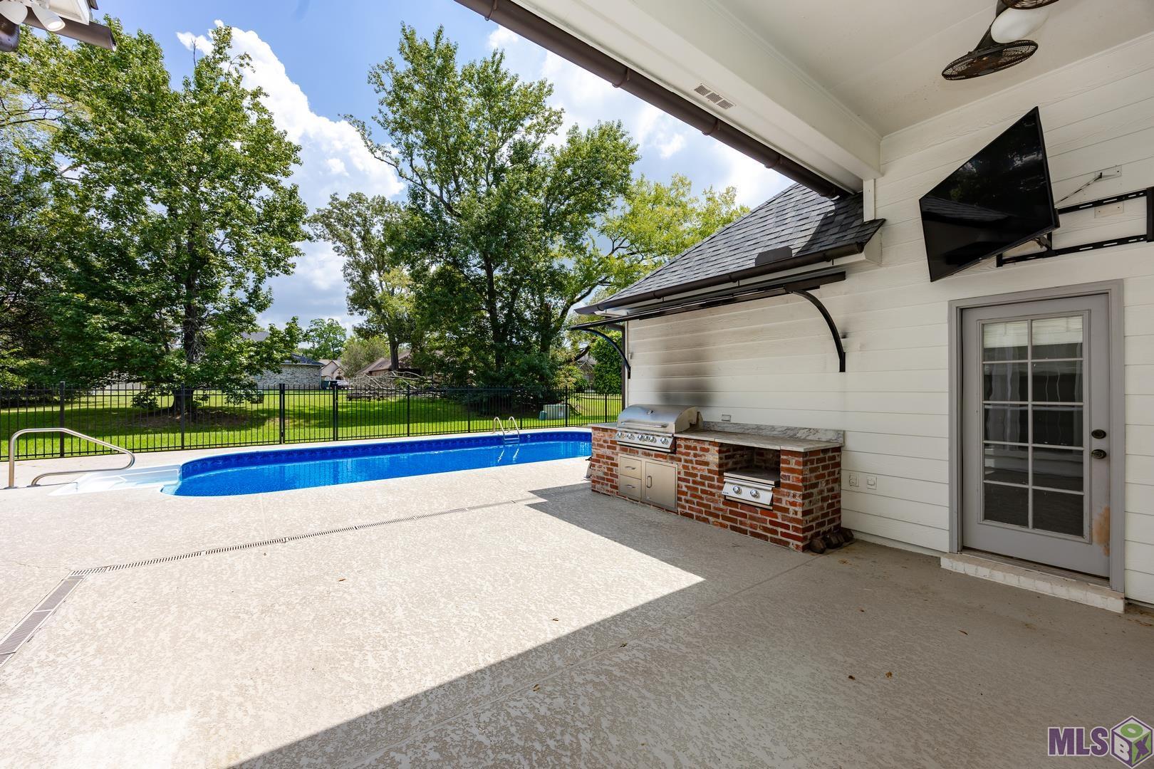 18041 Jefferson Ridge Drive Baton Rouge, LA 70817 - Photo 36 of 46 Gallery Image 36