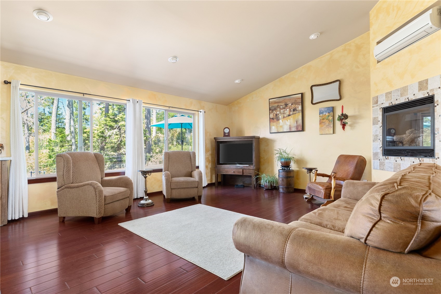 1012 Lyle Ridge Circle Oak Harbor, WA 98277 - Photo 9 of 29 Gallery Image 9