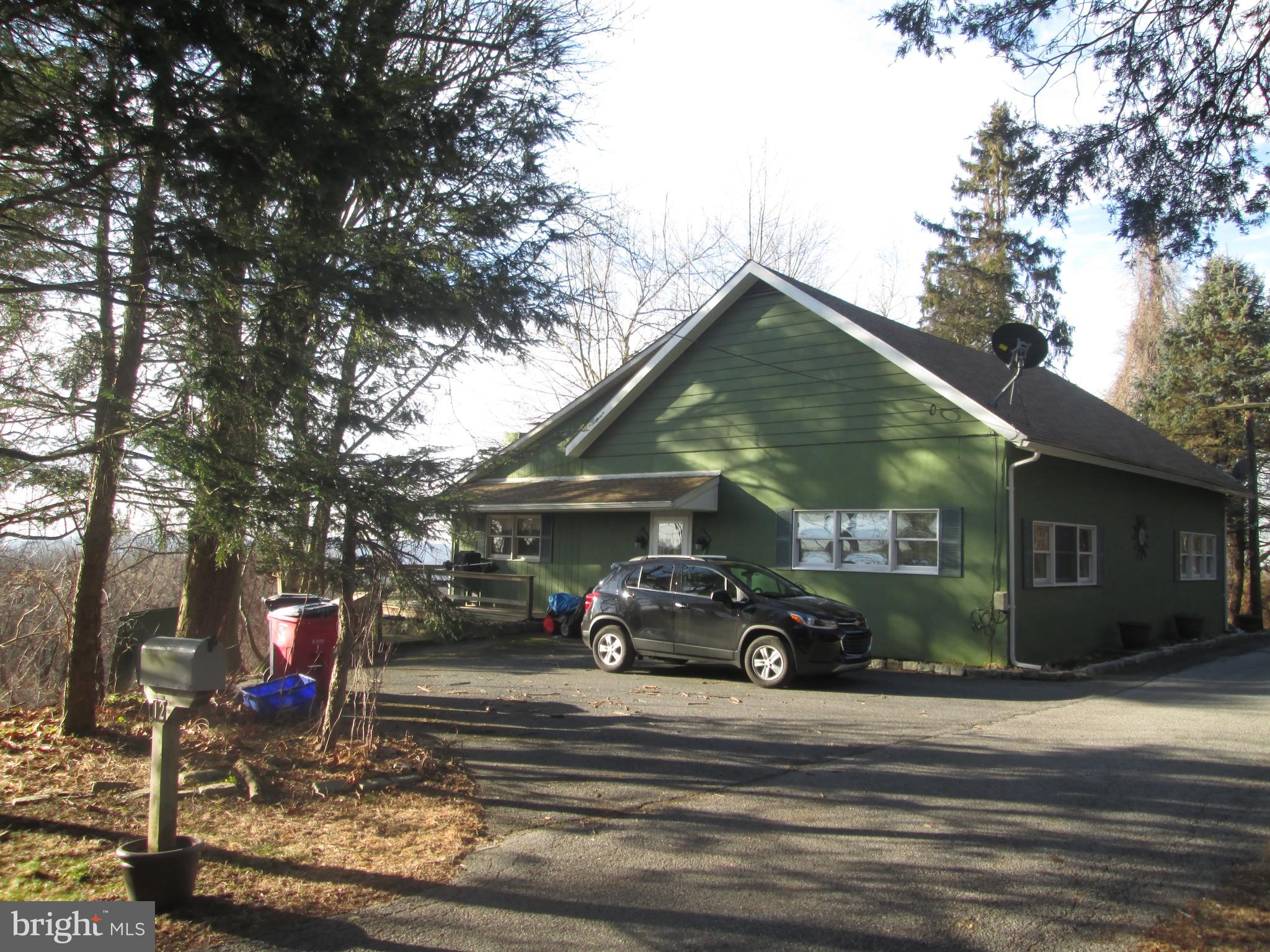 12 Club Road Wernersville, PA 19565 - Photo 17 of 27