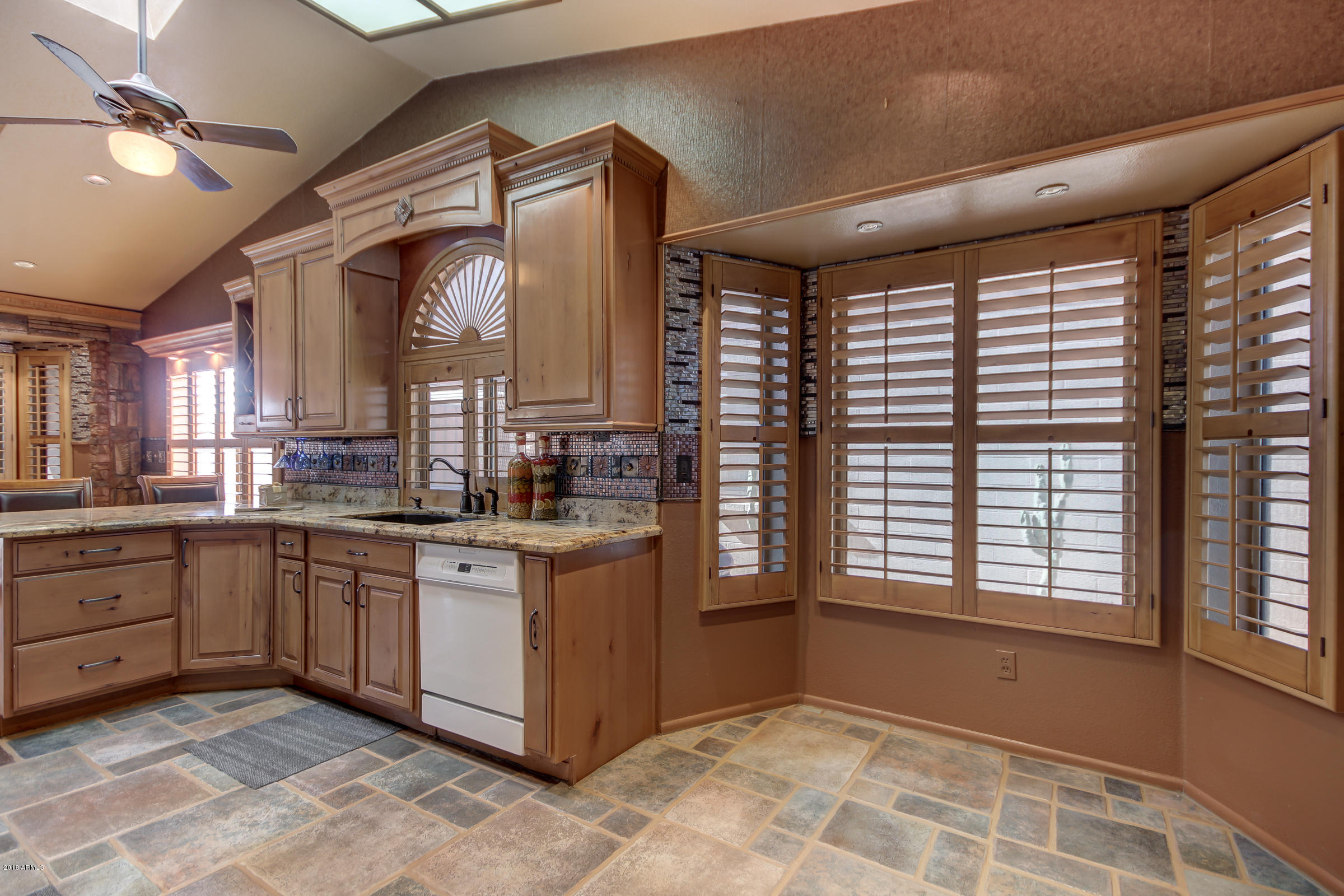 4313 East Frye Road Phoenix, AZ 85048 - Photo 14 of 37 Kitchen_5