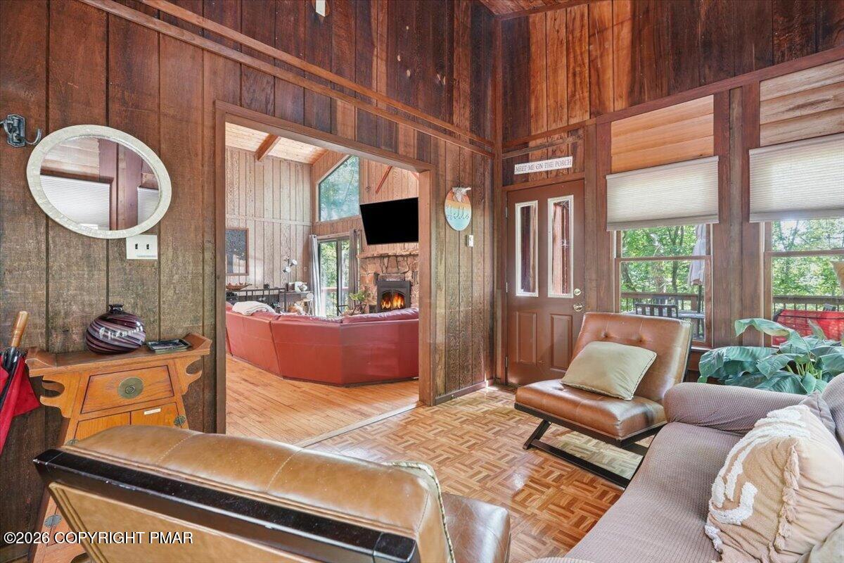 1076 Porter Drive Bushkill, PA 18324 - Photo 6 of 82 16-013_DSC00590_with_fire