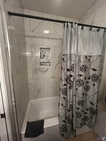 $130,500 | 10926 Old Hammond Highway, Unit 20, Baton Rouge, LA 70816