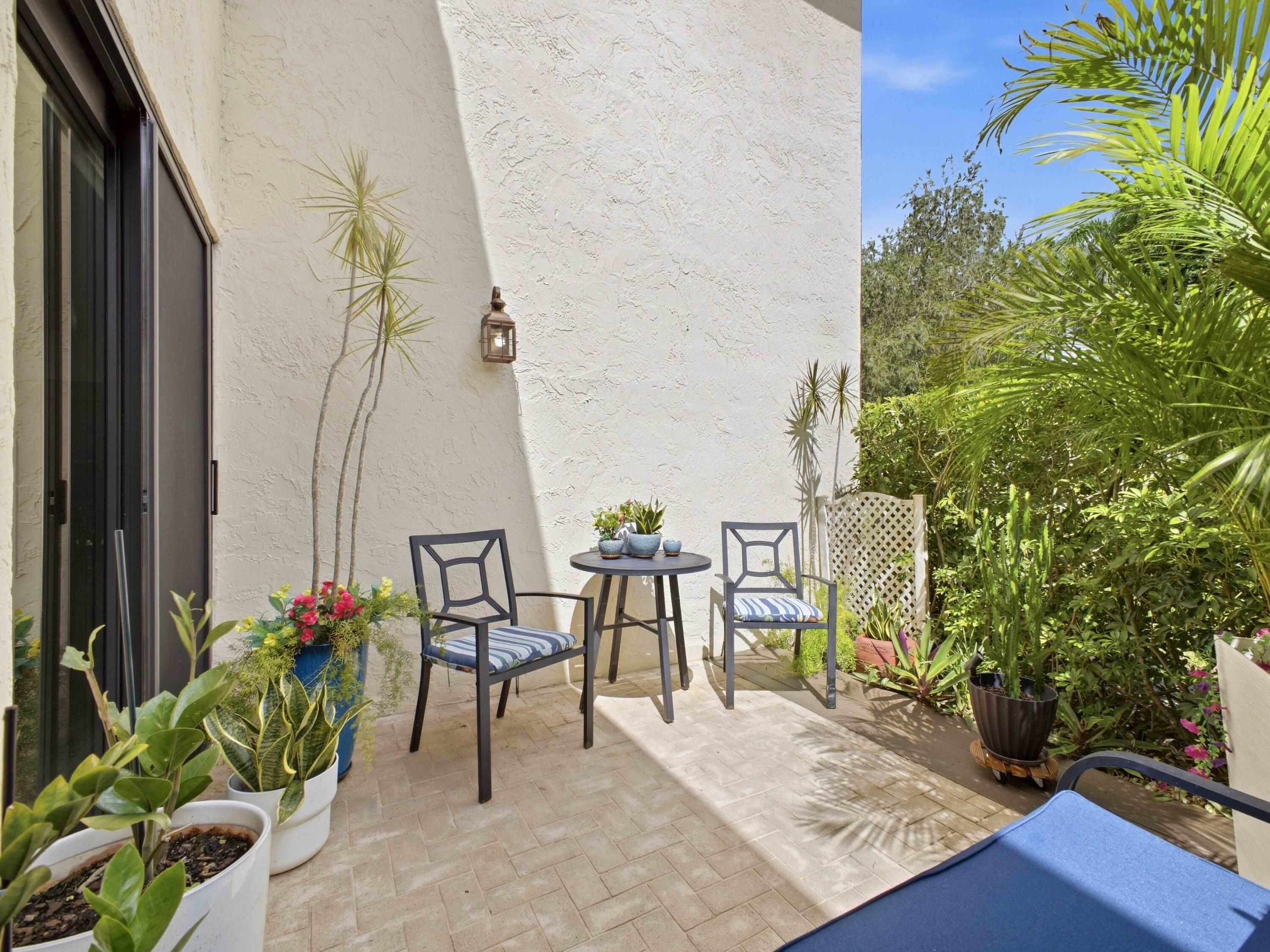 21621 Arriba Real, Unit 1I Boca Raton, FL 33433 - Photo 34 of 44 Patio