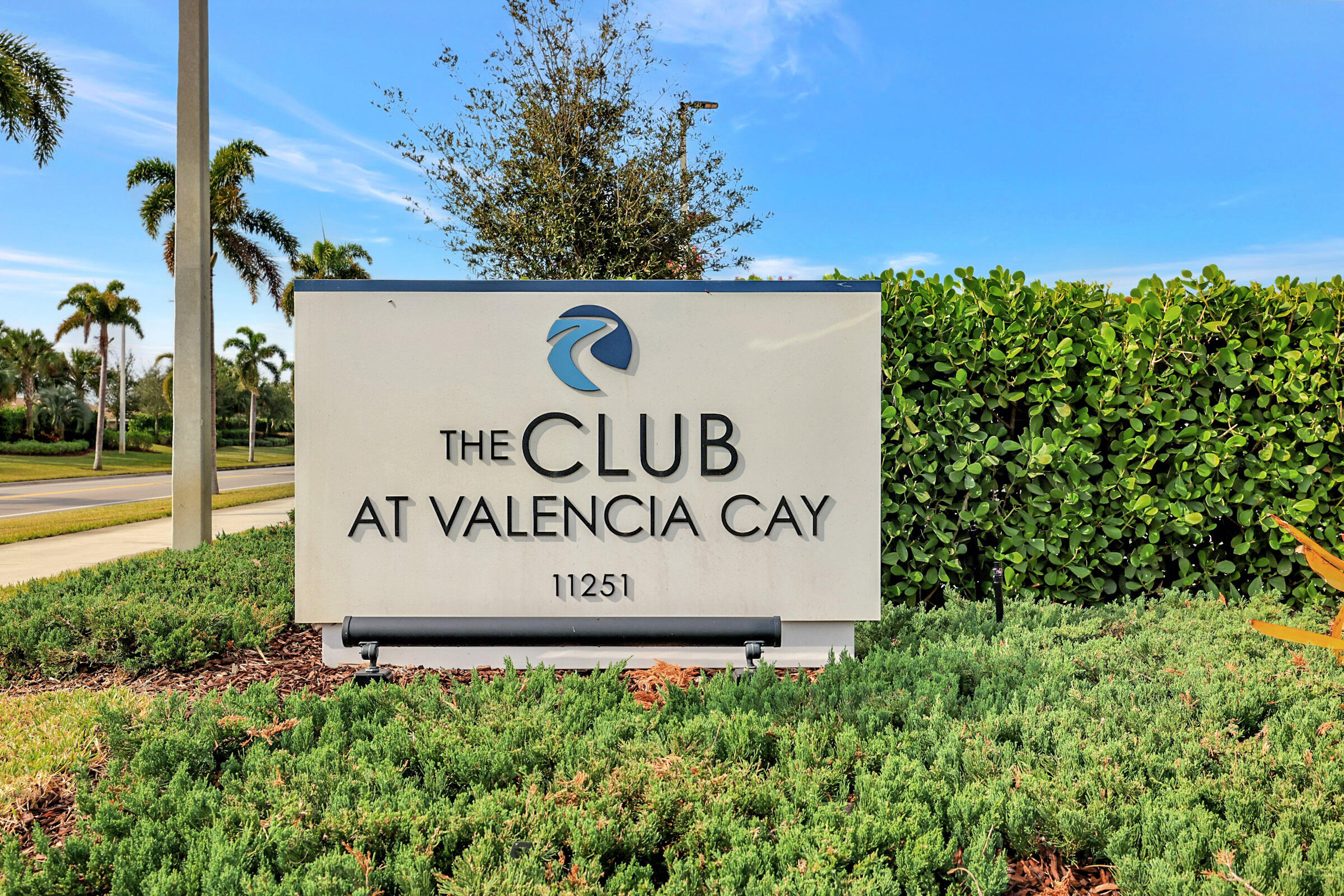 11742 Southwest Sailfish Isles Way Port St. Lucie, FL 34987 - Photo 46 of 99 Valencia-01AAA