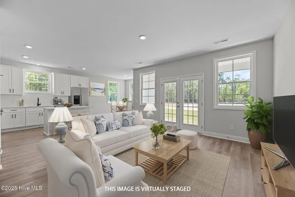 $404,900 | 7014 Bayberry Park Drive, New Bern, NC 28562