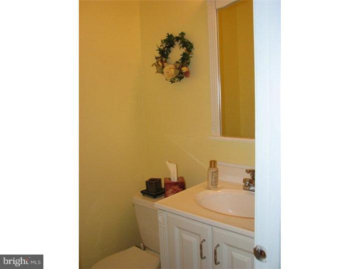 337 Margery Road Yardley, PA 19067 - Photo 13 of 25 Gallery Image 13