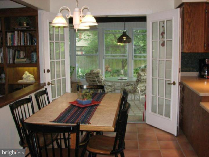 337 Margery Road Yardley, PA 19067 - Photo 9 of 25 Gallery Image 9