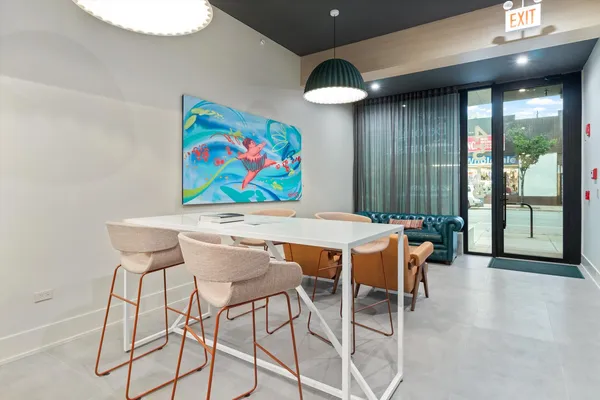 $2,900 | 4513 North Clark Street, Unit 507, Chicago, IL 60640