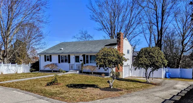 $4,200 | 5 Restmere Terrace, Middletown, RI 02842