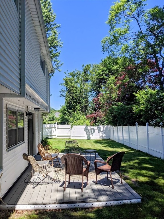 5 Restmere Terrace Middletown, RI 02842 - Photo 3 of 16