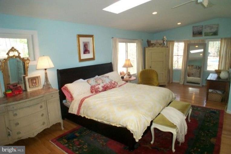 2415 Silver Fox Lane Reston, VA 20191 - Photo 25 of 30 Master Bedroom