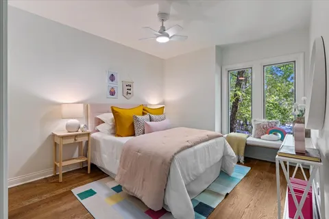 $1,199,000 | 1932 North Larrabee Street, Chicago, IL 60614