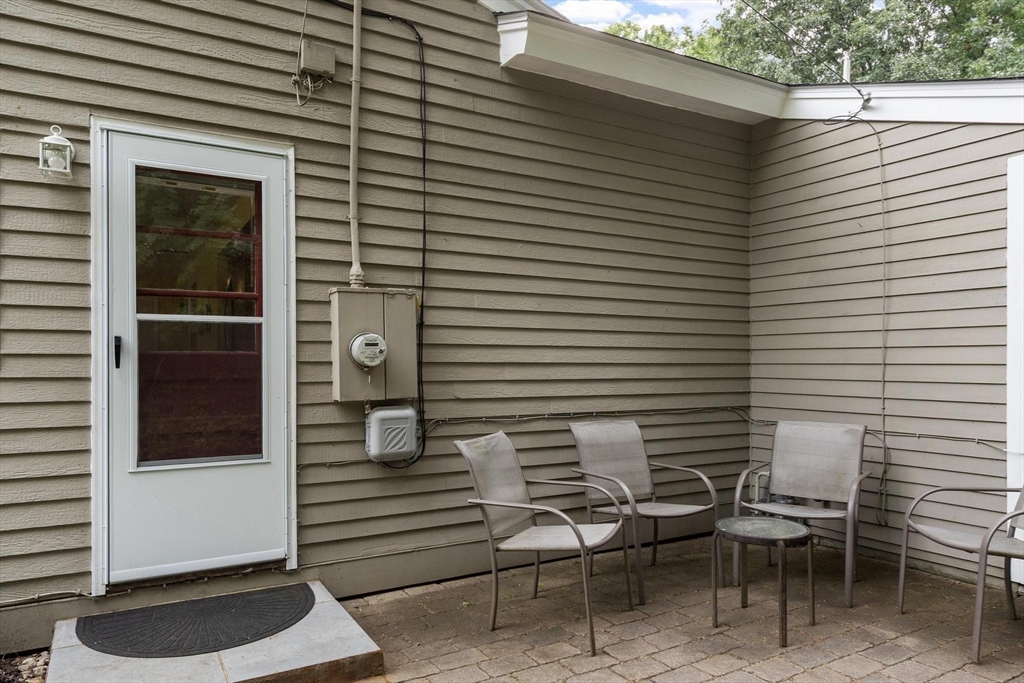 17 Parlee Road Chelmsford, MA 01824 - Photo 38 of 42