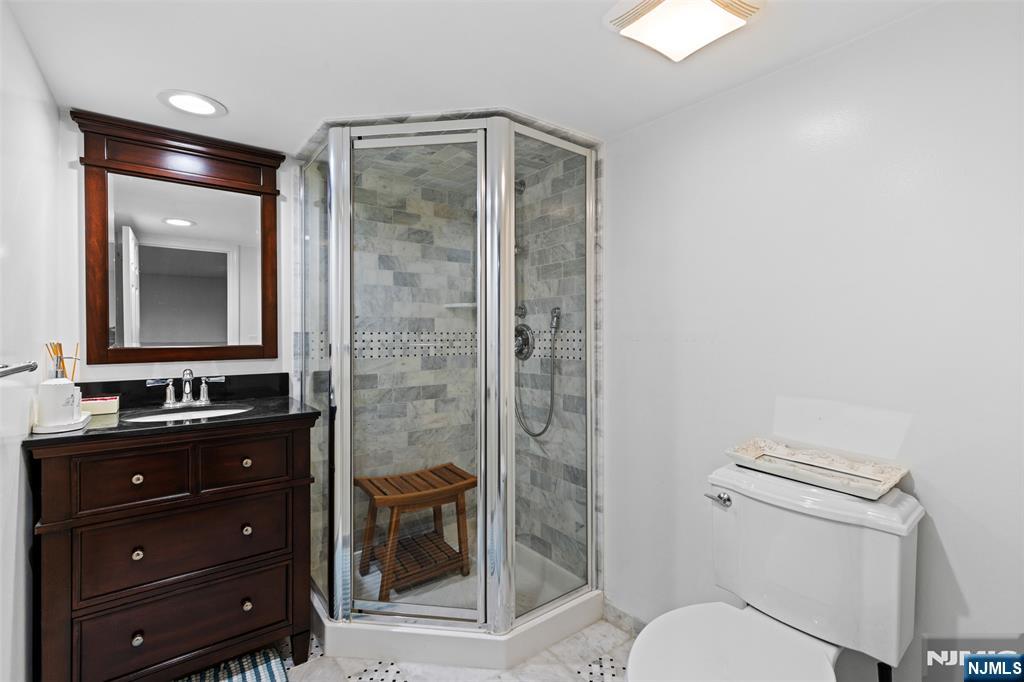 502 Closter Dock Road Closter, NJ 07624 - Photo 38 of 47