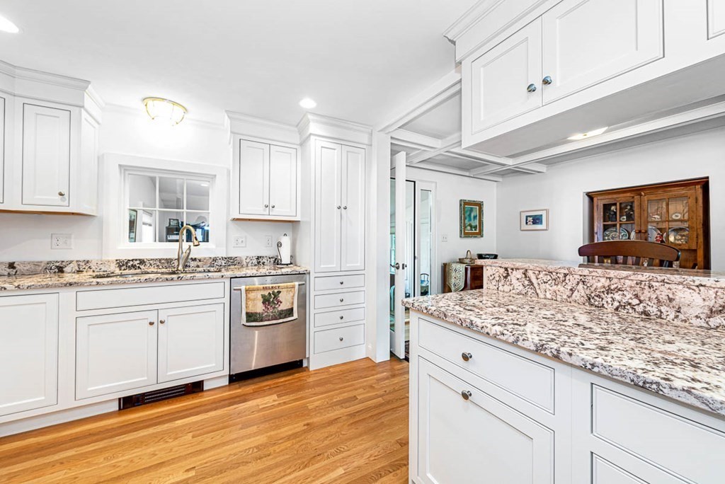 346 Winnacunnet Road Hampton, NH 03842 - Photo 31 of 42