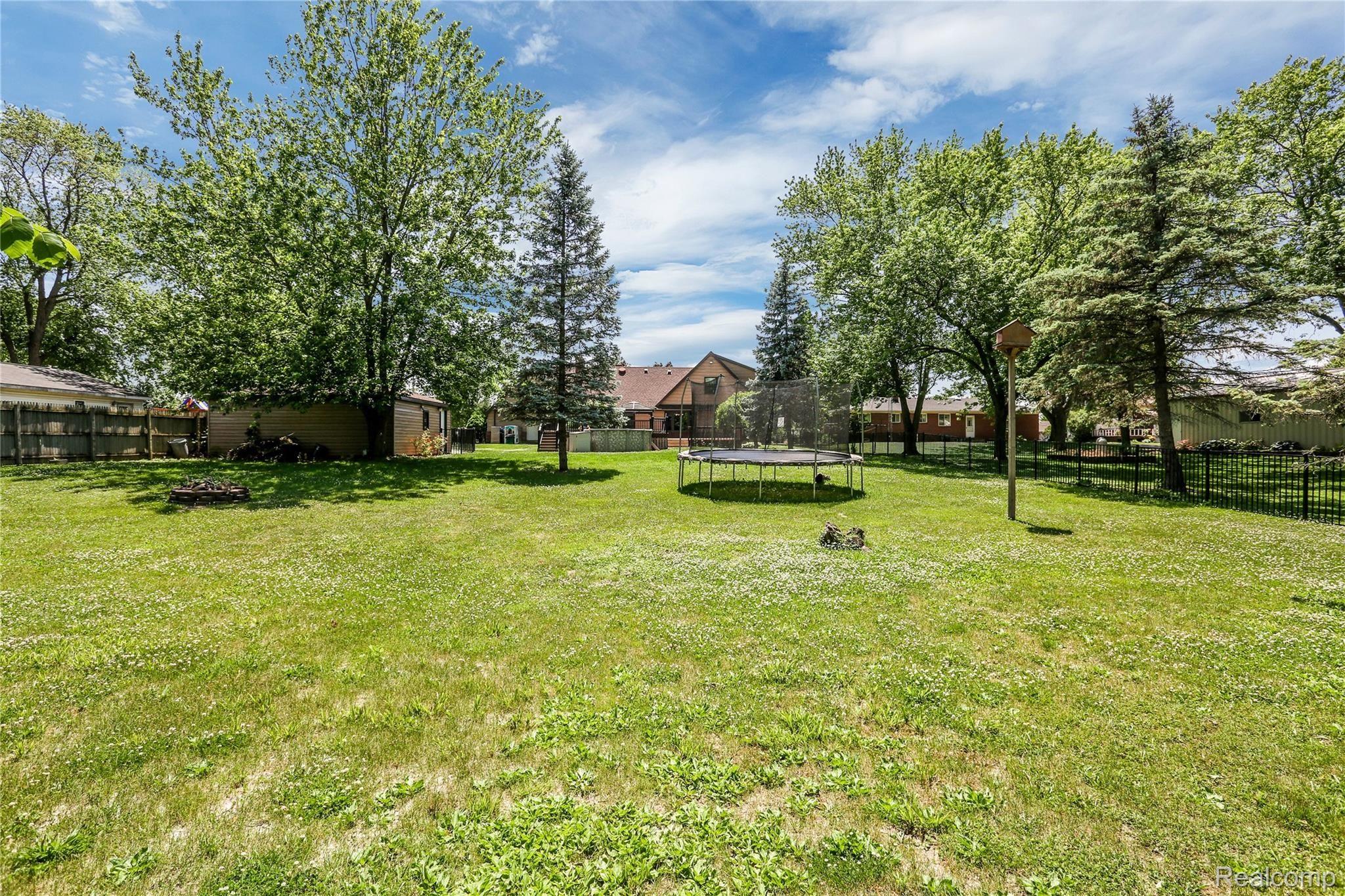 5134 East Dunbar Road Monroe, MI 48161 - Photo 35 of 36 5134+E+Dunbar+Rd+Monroe-10-original.jpg