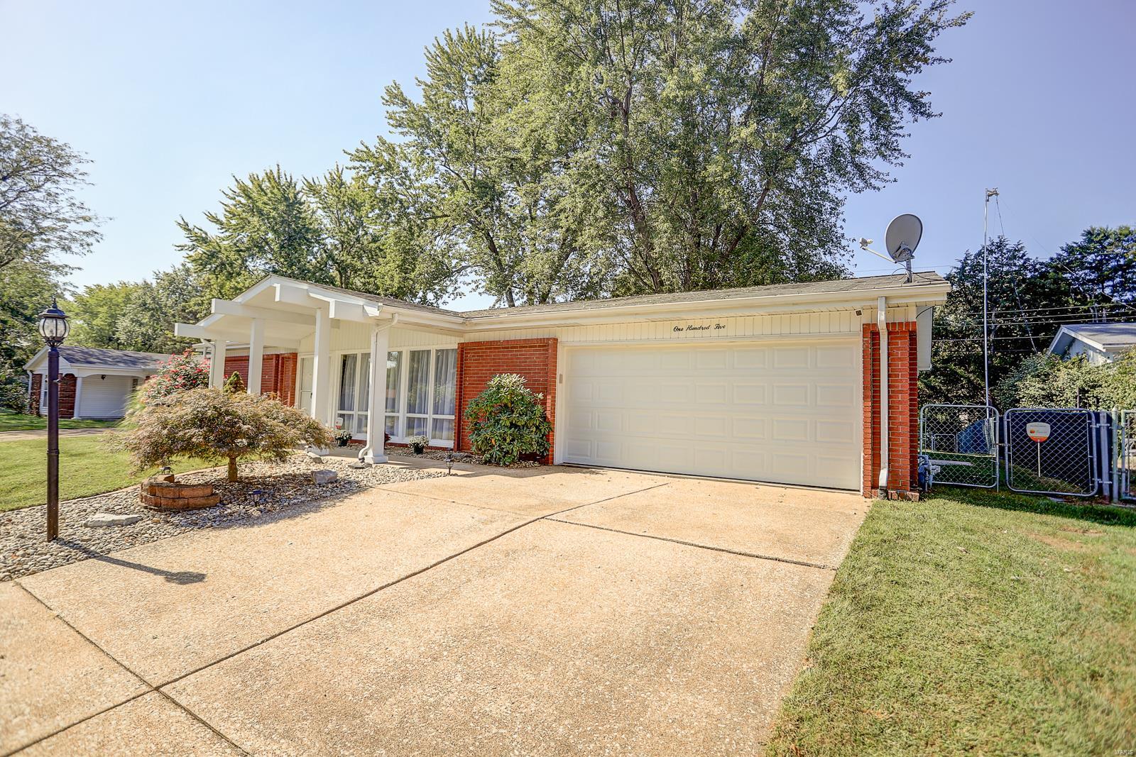 105 Sumter Drive Belleville, IL 62221 - Photo 3 of 44