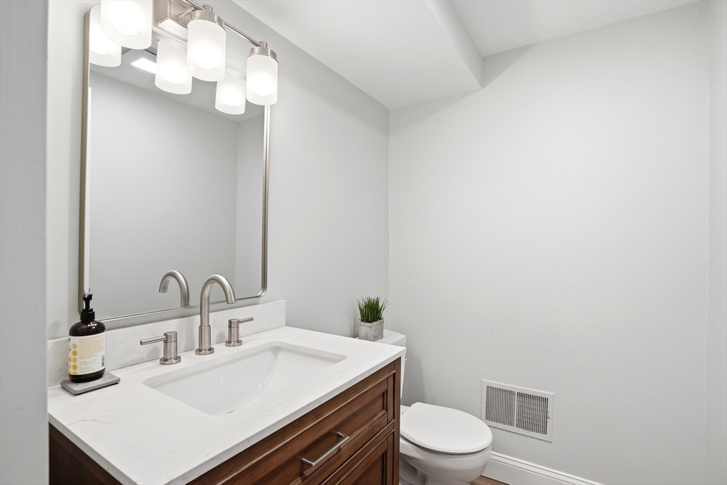 11 Sylvia Road North Reading, MA 01864 - Photo 15 of 27
