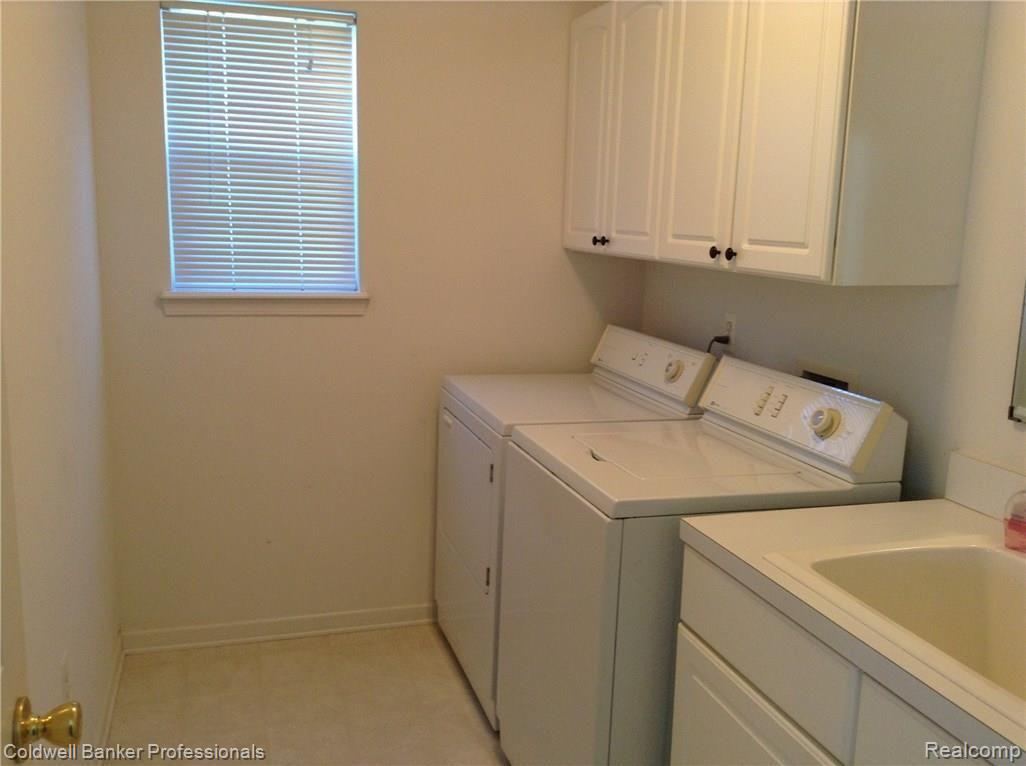 1840 South Summers Road Imlay City, MI 48444 - Photo 14 of 53 Laundry.JPG