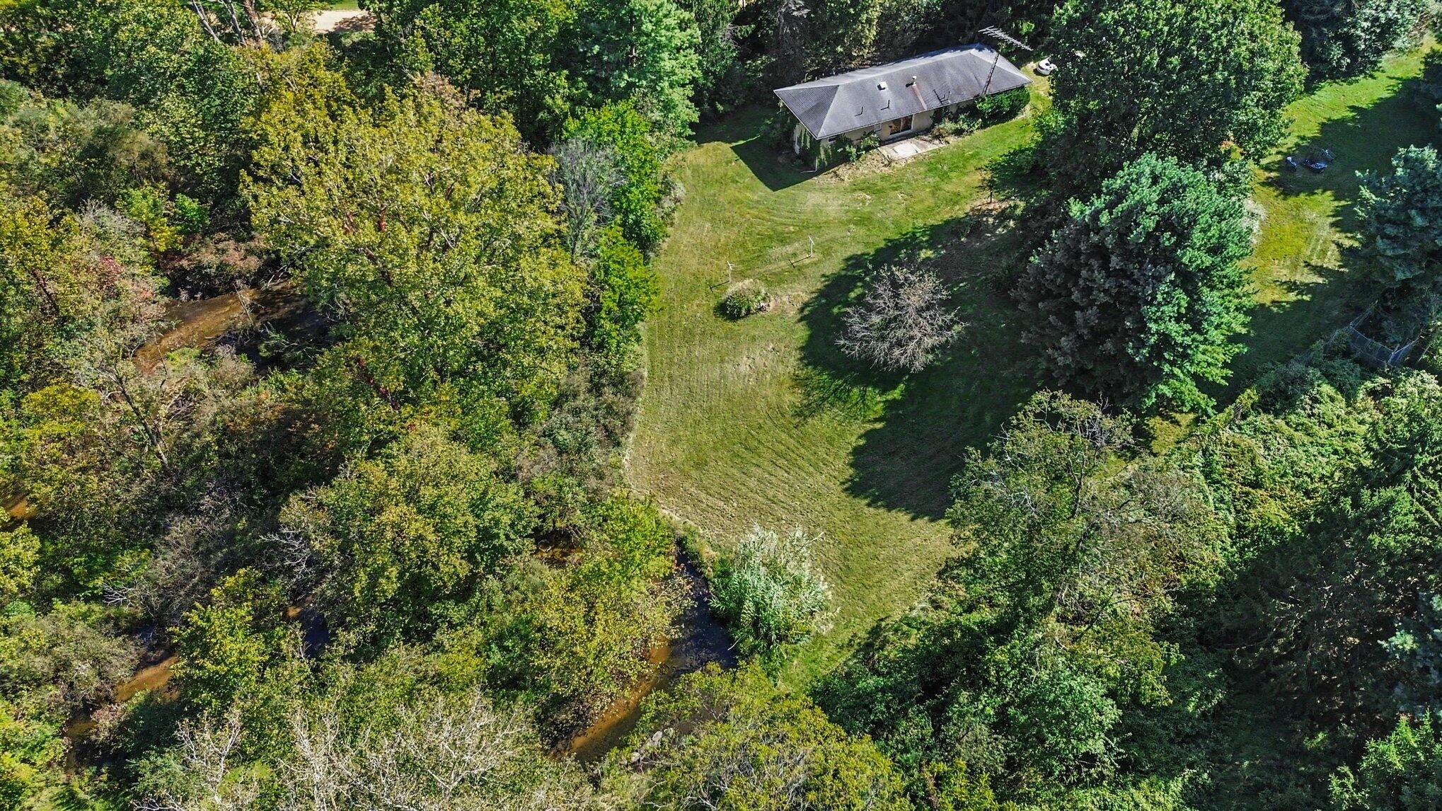 1664 Thomson Road Niles, MI 49120 - Photo 31 of 37 025_file_3653
