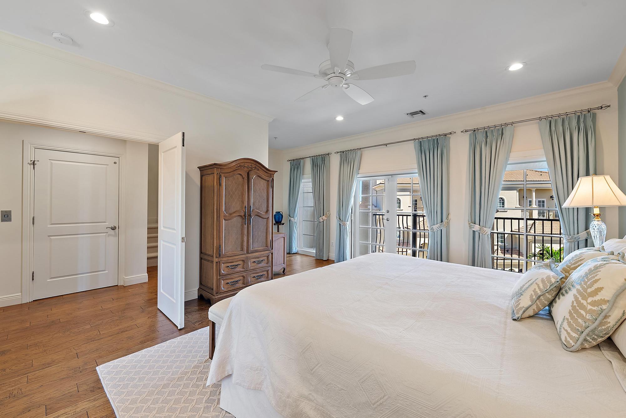 126 Tierra Lane, Unit 2 Jupiter, FL 33477 - Photo 41 of 59 126 Tierra Ln 2-63