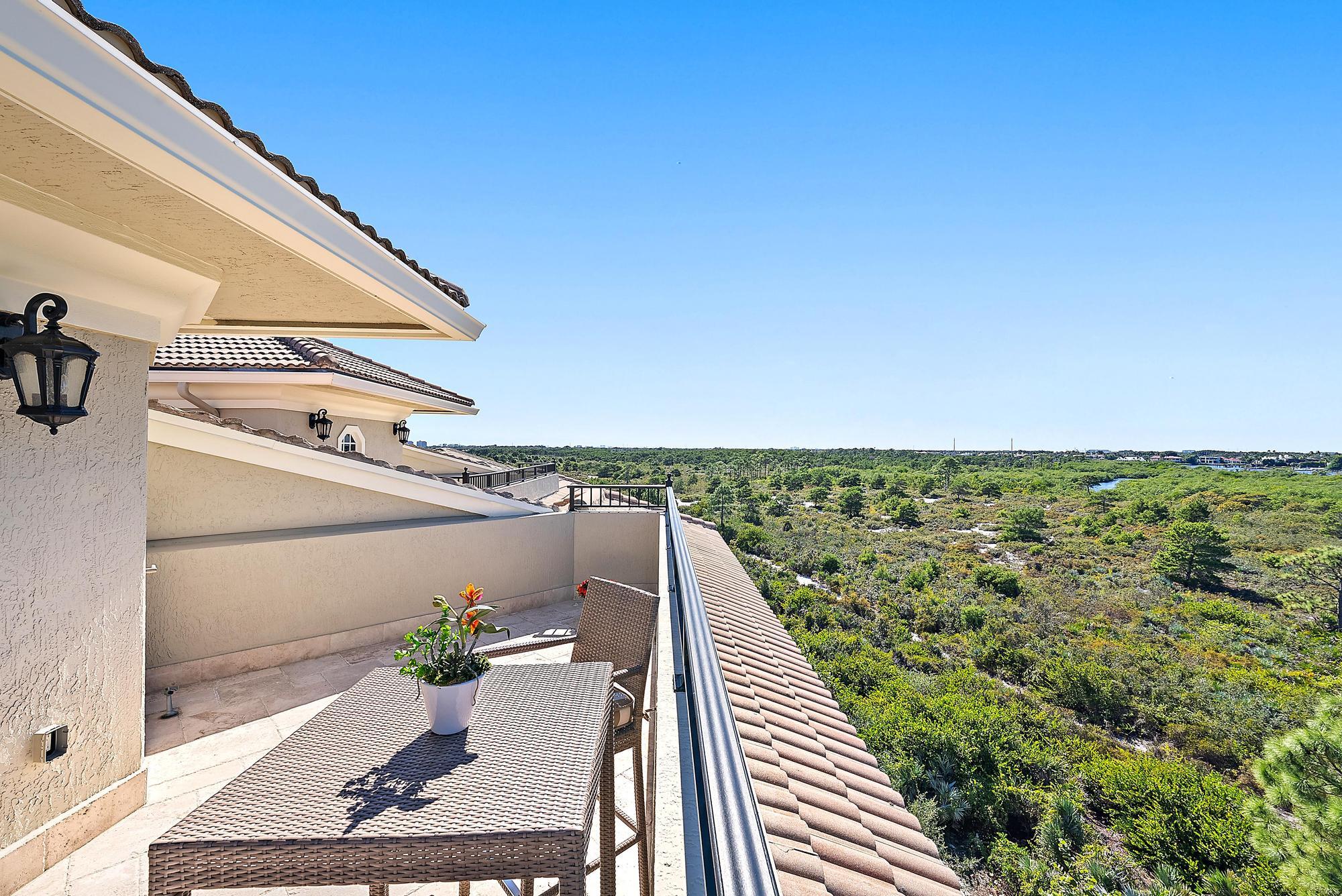 126 Tierra Lane, Unit 2 Jupiter, FL 33477 - Photo 47 of 59 126 Tierra Ln 2-62