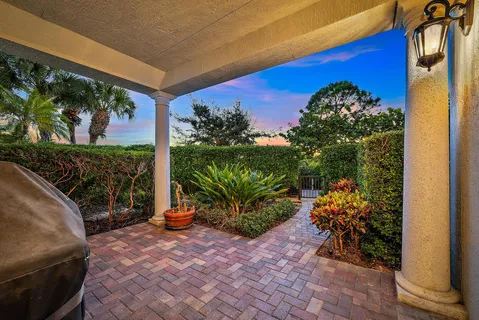 $1,749,000 | 126 Tierra Lane, Unit 2, Jupiter, FL 33477
