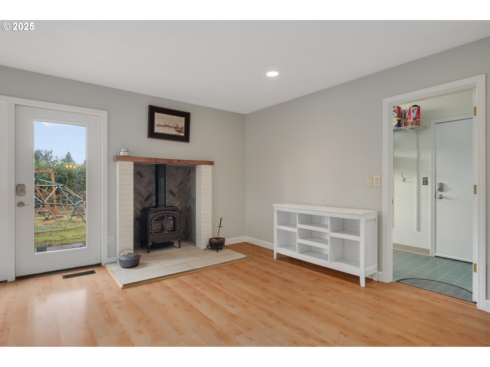 22409 Southwest Newland Road Wilsonville, OR 97070 - Photo 14 of 48 Gallery Image 14