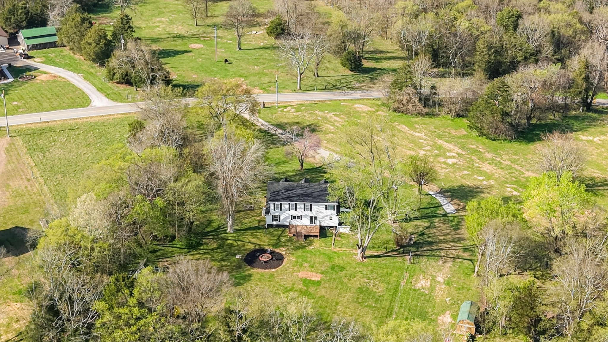 1870 Walnut Grove Road Hartsville, TN 37074 - Photo 5 of 100