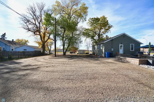 $170,000 | 310 Center Avenue West, Dilworth, MN 56529