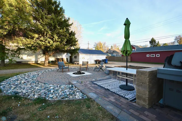 $170,000 | 310 Center Avenue West, Dilworth, MN 56529