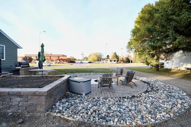 $170,000 | 310 Center Avenue West, Dilworth, MN 56529