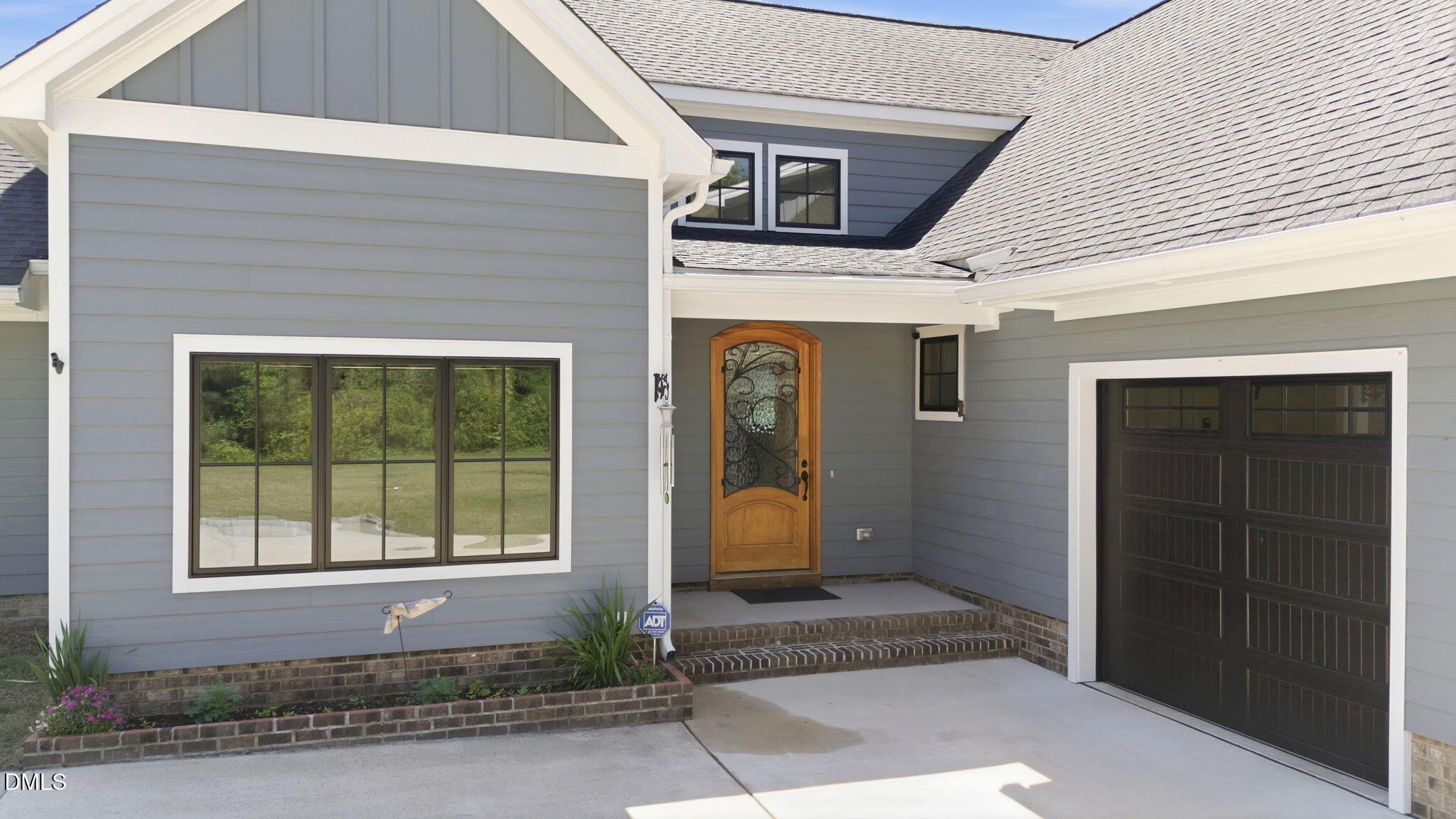 35 North Rippling Court Smithfield, NC 27577 - Photo 6 of 59 a front view of a house