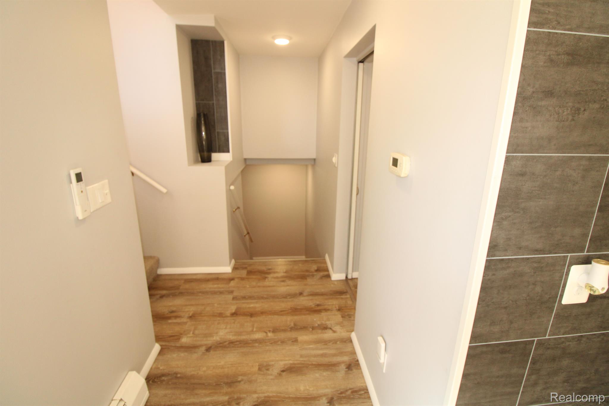 463 Joslyn Road Lake Orion, MI 48362 - Photo 65 of 93 Gallery Image 65
