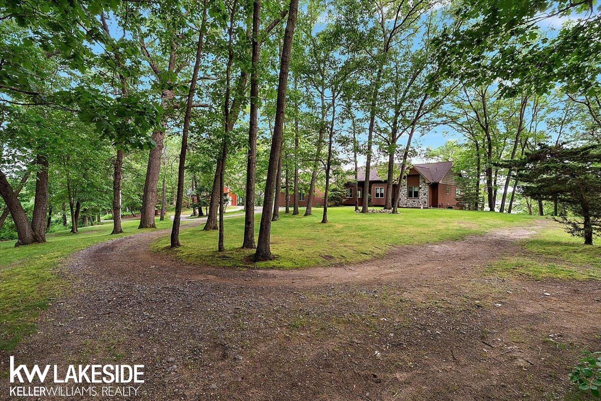 1455 Oak Ridge Road Oxford, MI 48371 - Photo 23 of 78