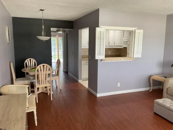 $1,250 | 231 Berkshire K, West Palm Beach, FL 33417