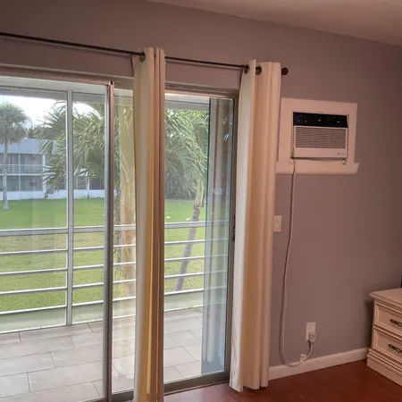 $1,250 | 231 Berkshire K, West Palm Beach, FL 33417