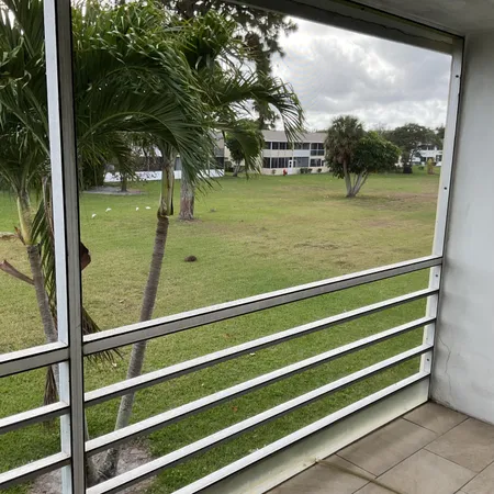 $1,250 | 231 Berkshire K, West Palm Beach, FL 33417