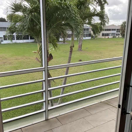 $1,250 | 231 Berkshire K, West Palm Beach, FL 33417