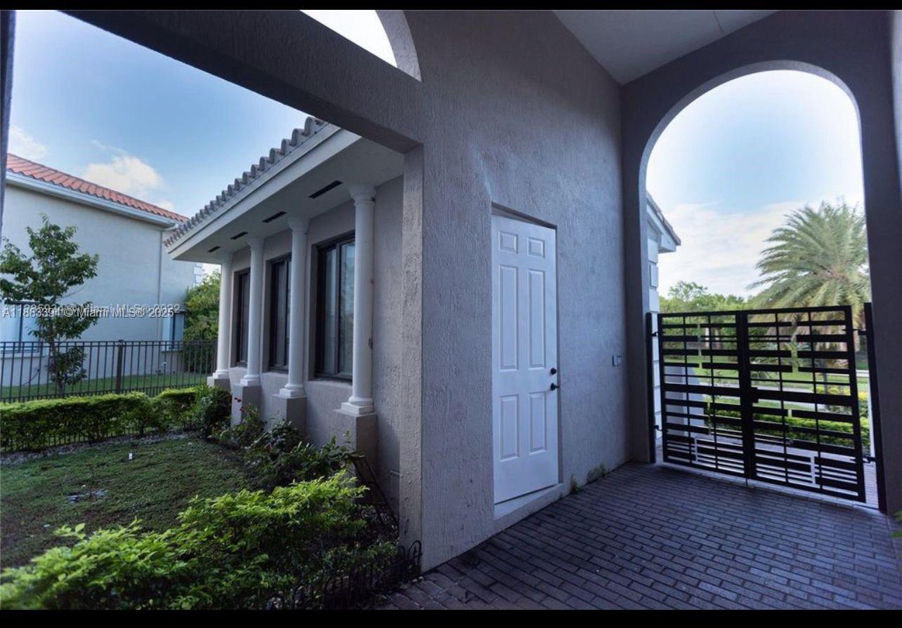 7408 Southwest 189th Street Cutler Bay, FL 33157 - Photo 4 of 25