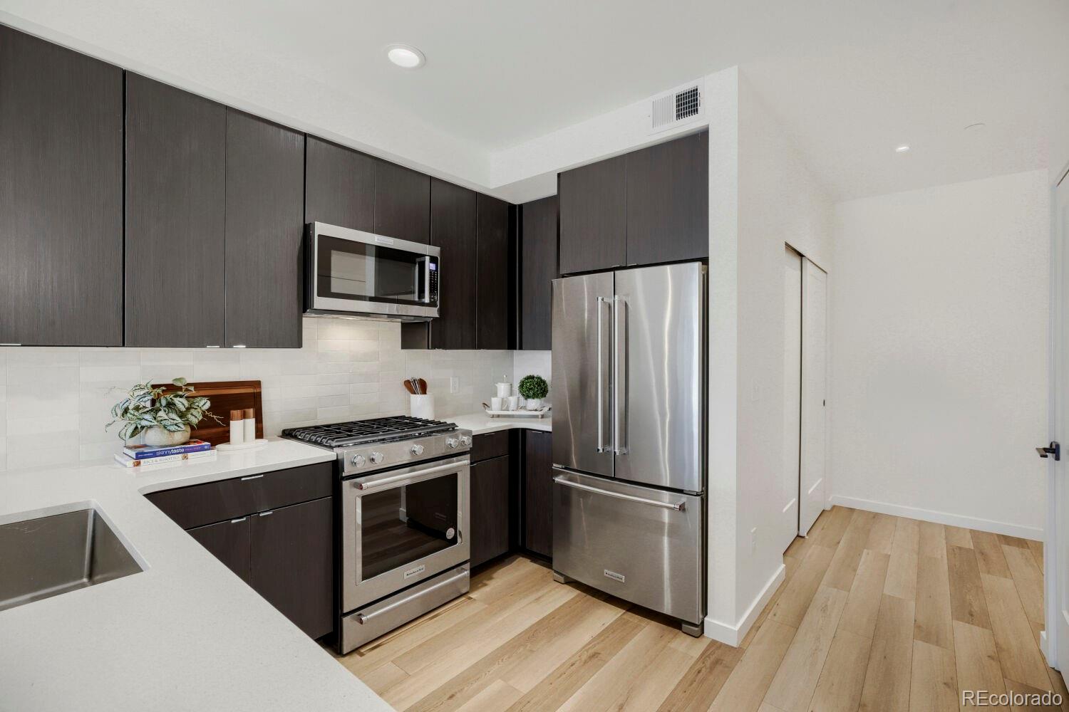 7357 Grandview Avenue, Unit 202 Arvada, CO 80002 - Photo 14 of 34