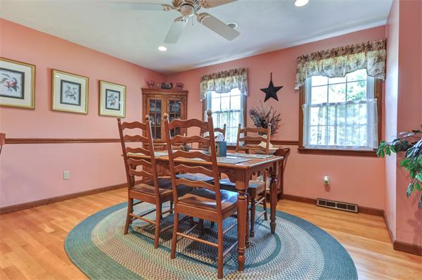 33 Lawrence Road Plymouth, MA 02360 - Photo 12 of 30 Gallery Image 12